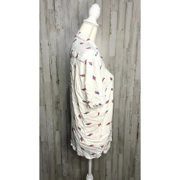 Denim & Flower Men's Large American Flag Print Short Sleeve Button Up Shirt - Picture 2 of 5